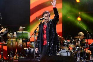 谭咏麟东方卫视最新爆料,揭秘音乐人生新篇章  第2张