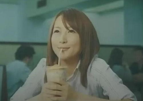 小媳妇爆料大嫂视频播放,揭秘网络传播背后的秘密  第3张